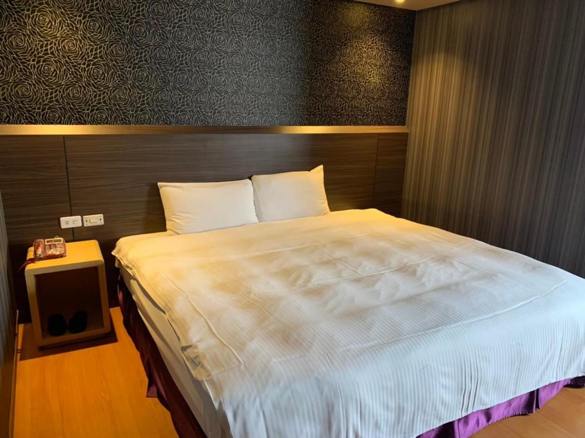 Long Siang Hotel Kaohsiung Dış mekan fotoğraf