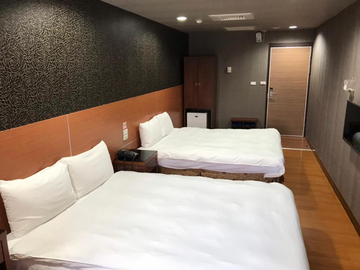 Long Siang Hotel Kaohsiung Dış mekan fotoğraf