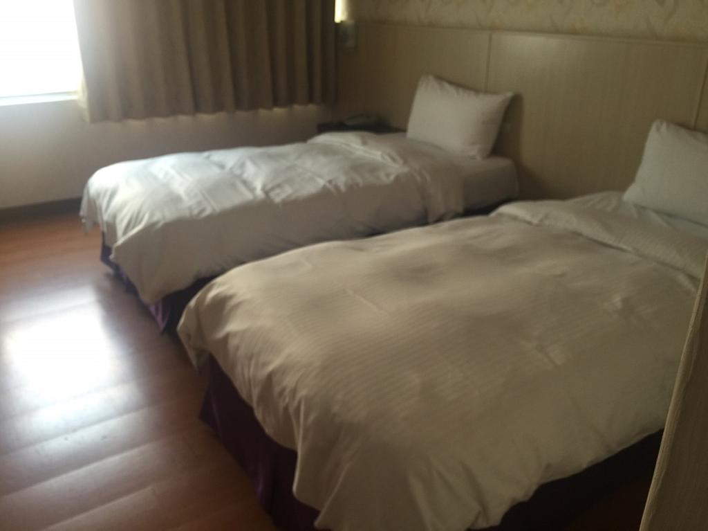 Long Siang Hotel Kaohsiung Dış mekan fotoğraf