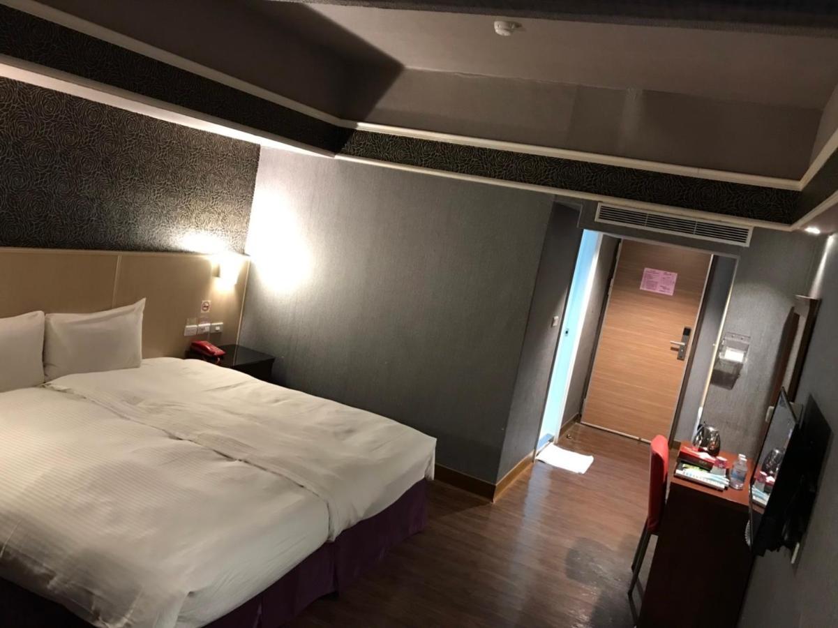 Long Siang Hotel Kaohsiung Dış mekan fotoğraf
